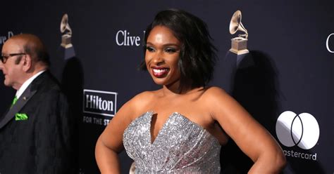 Jennifer Hudson hints at a Verzuz with Fantasia, Twitter shades 